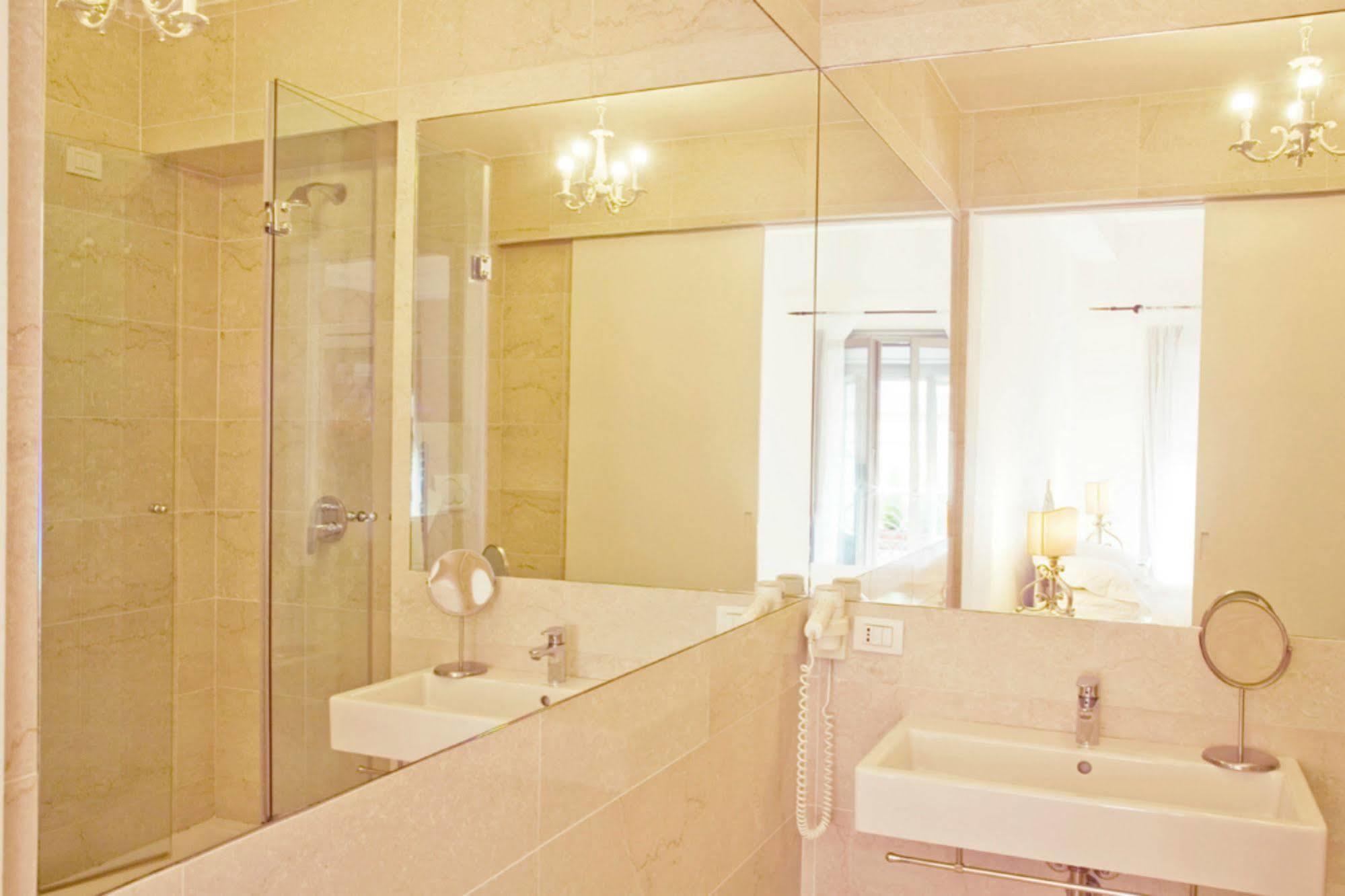 Milano Suites Eksteriør bilde